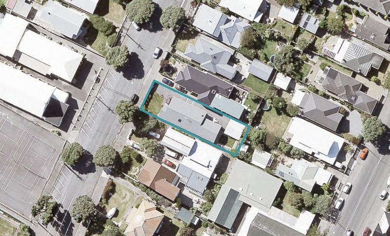 77 Oroua Street, Eastbourne, Lower Hutt - Carousel 1