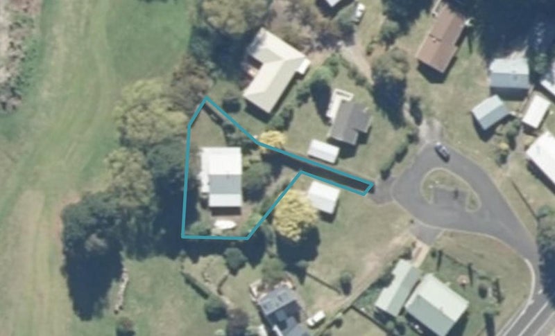 8 Par Place, Kinloch, Taupō - Carousel 1