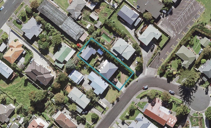 4 Tara Road, Henderson, Auckland - Carousel 1