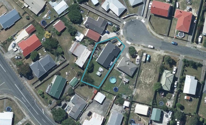 19 Caduceus Place, Ascot Park, Porirua - Carousel 1