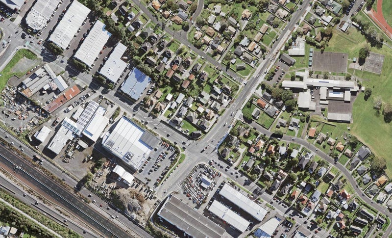 807 Sandringham Extension, MOUNT ROSKILL, AUCKLAND - Carousel 1
