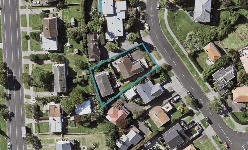 22 Kurahaupo Street, Orakei, Auckland - Carousel 1