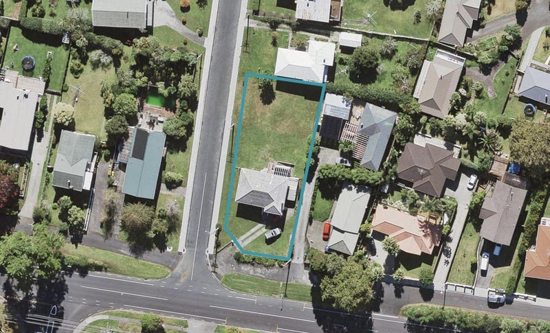 36 Triangle Road, Massey, Auckland - Carousel 1