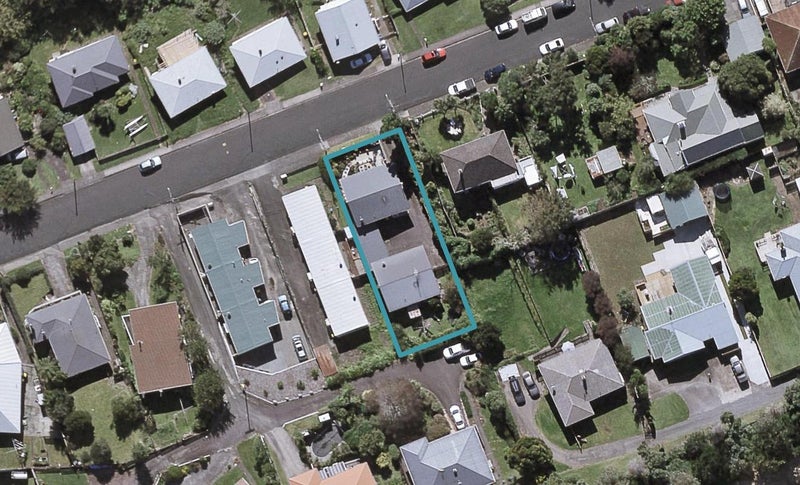15A Parsons Street, Vogeltown, New Plymouth - Carousel 1