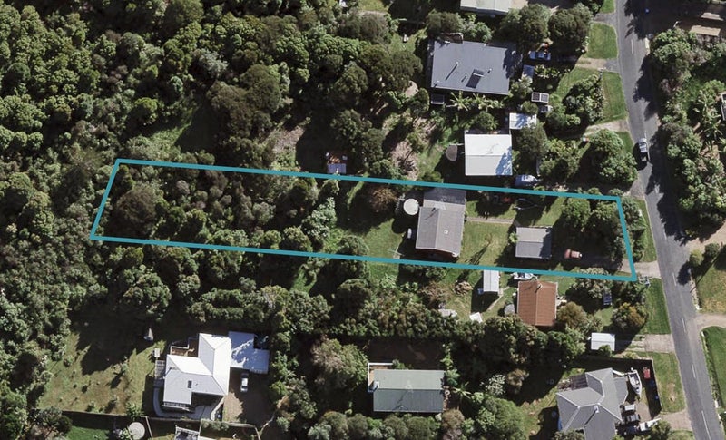 489 Sea View Road, Onetangi, Waiheke Island - Carousel 1