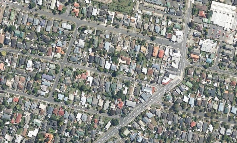 2/16 Fairfield Avenue, Fairfield, Lower Hutt - Carousel 1