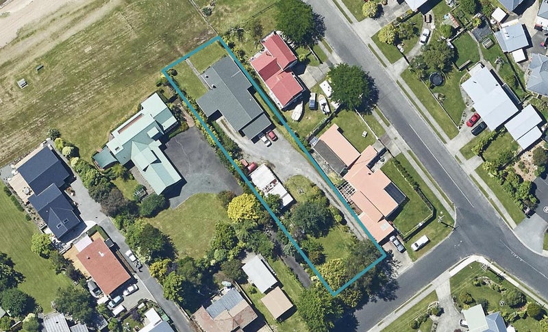 3 Holden Avenue, Holdens Bay, Rotorua - Carousel 1