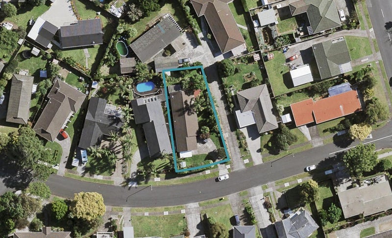 9 Barnhill Crescent, Pahurehure, Papakura - Carousel 1