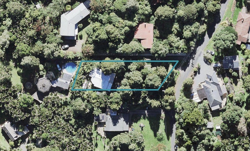 45 Bush Road, Waiatarua, Auckland - Carousel 1