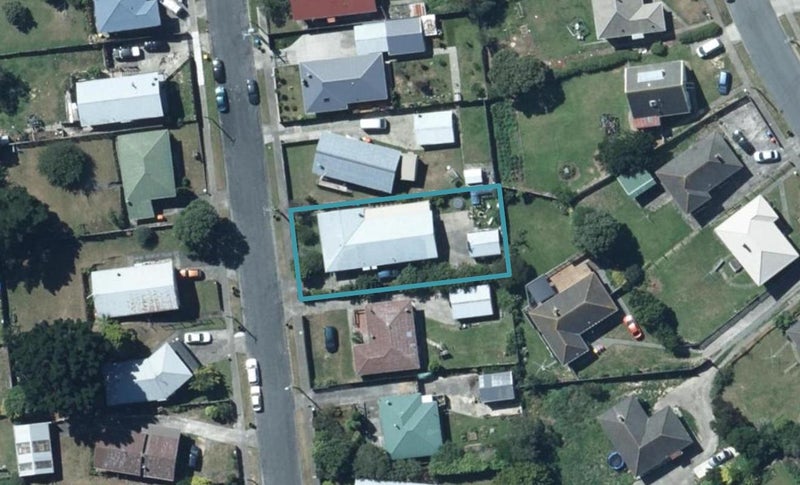 37 Levant Street, Cannons Creek, Porirua - Carousel 1