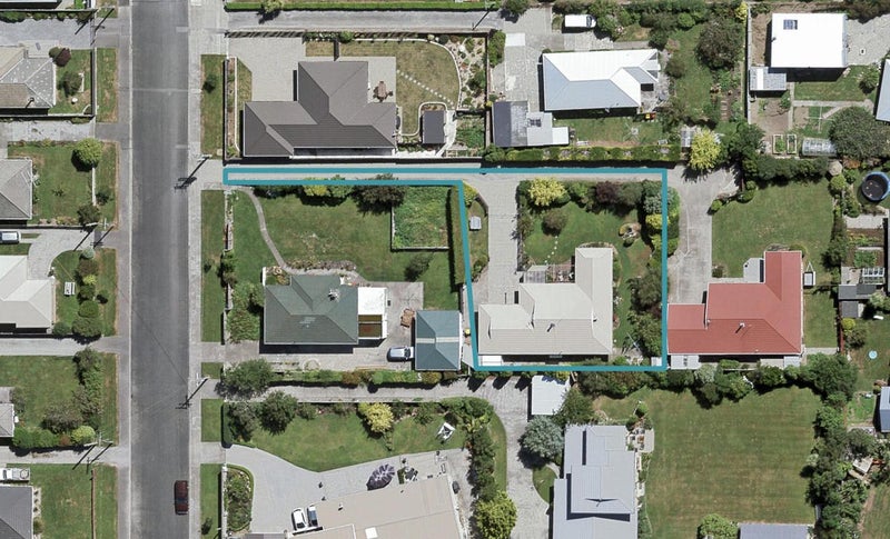 33 Palmer Street, Grasmere, Invercargill - Carousel 1
