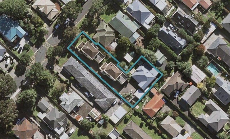 16B Atarangi Road, Greenlane, Auckland - Carousel 1