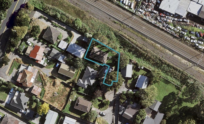 22C Frances Street, Manurewa, Auckland - Carousel 1