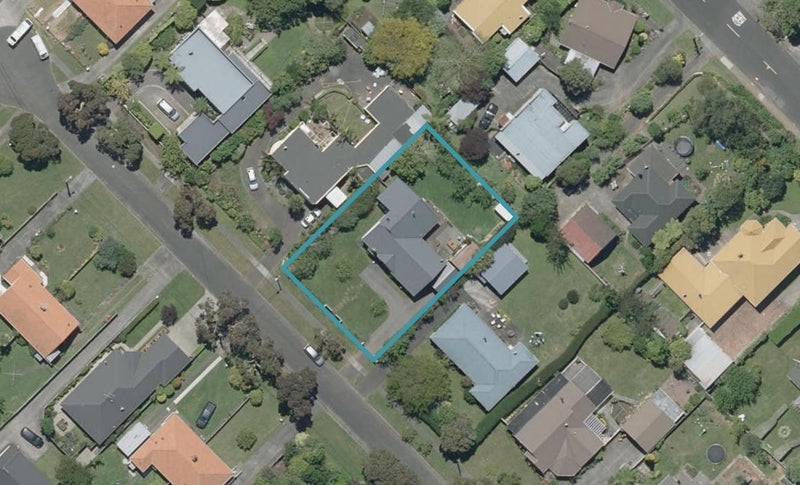 12 Taranaki Street, Saint Johns Hill, Whanganui - Carousel 1