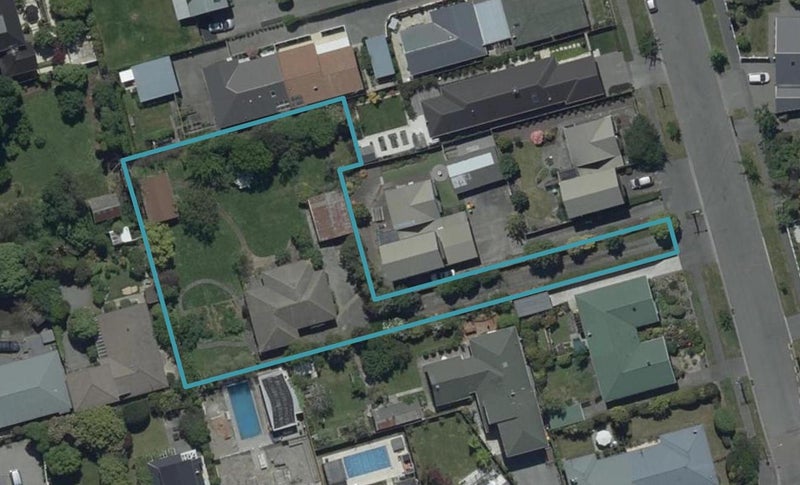 1/5 Garreg Road, Fendalton, Christchurch - Carousel 1