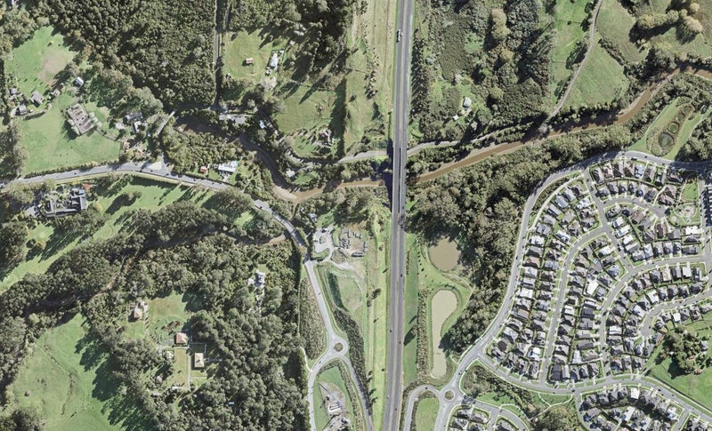 22 Puruatanga Road, WAINUI, SILVERDALE - Carousel 1