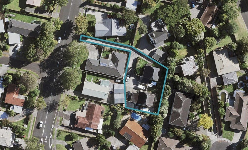 2/100 Wattle Farm Road, Wattle Downs, Auckland - Carousel 1