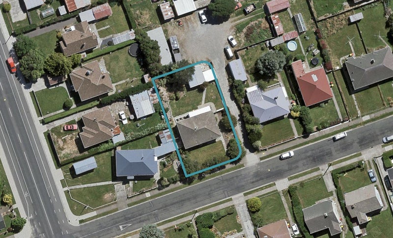 132 Islington Street, Turnbull Thomson Park, Invercargill - Carousel 1
