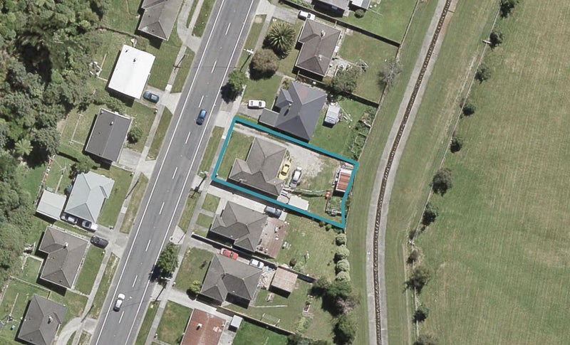 135 George Street, Stokes Valley, Lower Hutt - Carousel 1
