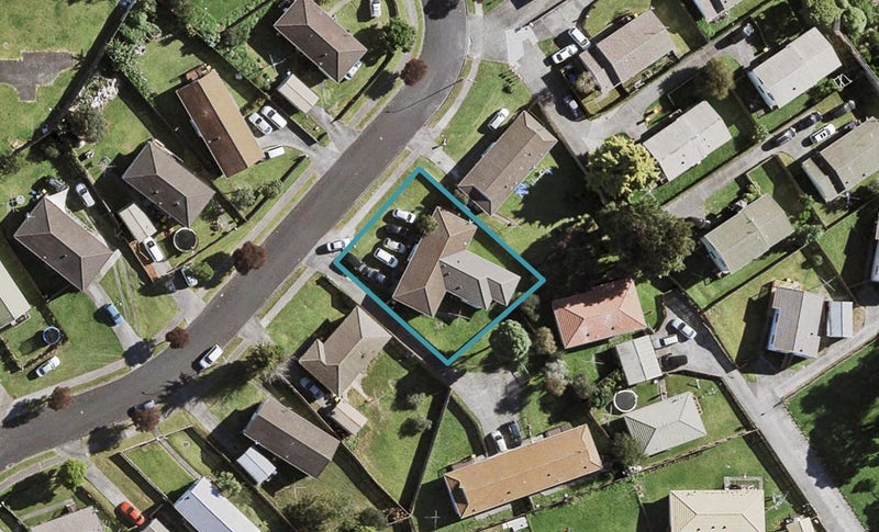 17 Felicia Place, Wiri, Auckland - Carousel 1