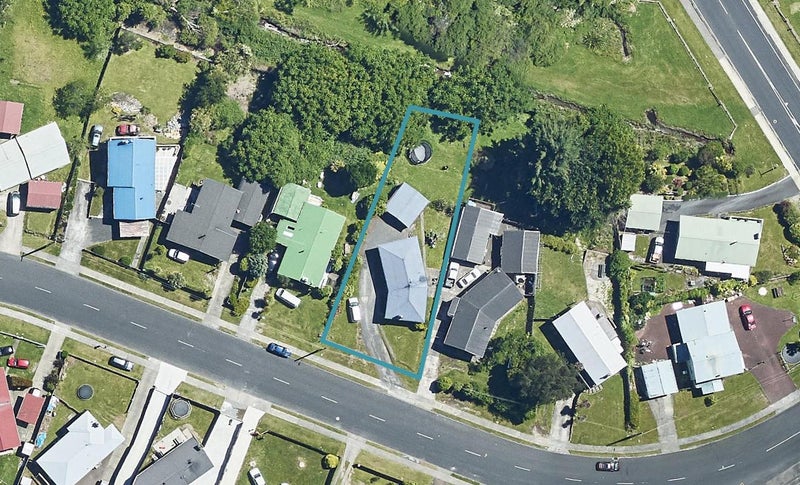 7 Homedale Street, Pukehangi, Rotorua - Carousel 1