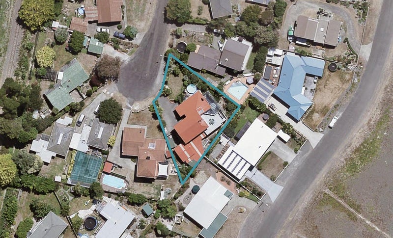 6 Thurley Place, Bay View, Napier - Carousel 1