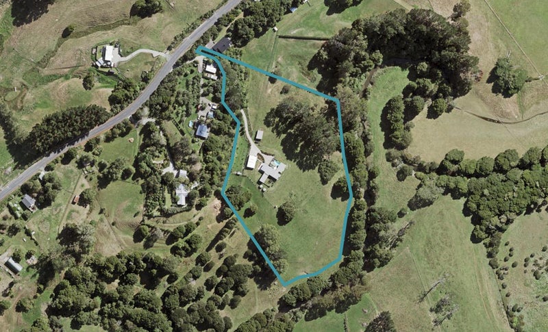 102A Waikoukou Valley Road, Waimauku, Waimauku - Carousel 1