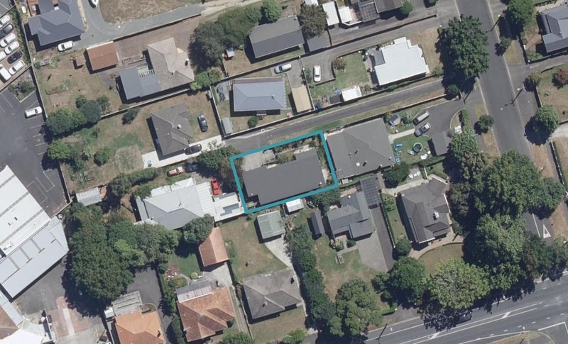 25A Firth Street, Hamilton East, Hamilton - Carousel 1