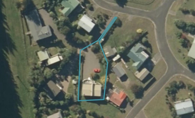 15 Paurini Place, Turangi - Carousel 1