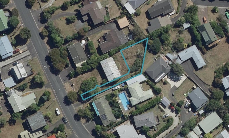 4/52 Gibson Road, Dinsdale, Hamilton - Carousel 1