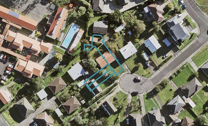 1 Puhua Lane, Mount Roskill, Auckland - Carousel 1