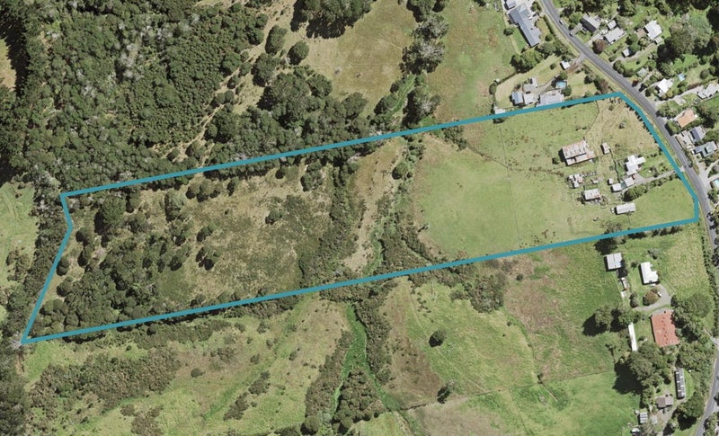 67 Candia Road, Henderson Valley, Auckland - Carousel 1