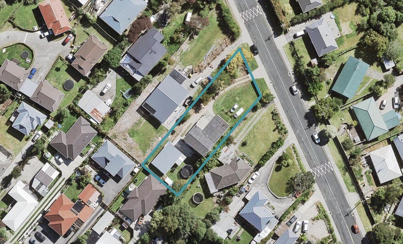 37 Parrs Cross Road, Henderson, Auckland - Carousel 1