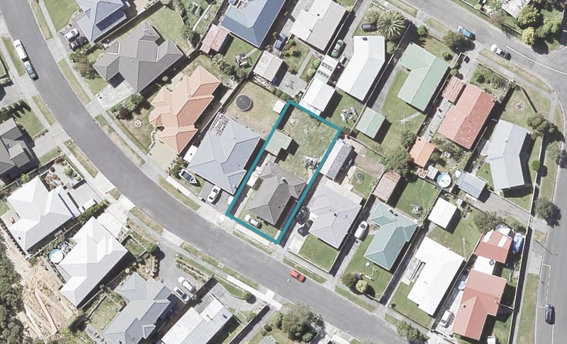 10 Kawatiri Grove, Wainuiomata, Lower Hutt - Carousel 1