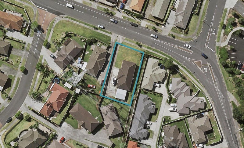 29 Hilltop Road, Clover Park, Auckland - Carousel 1