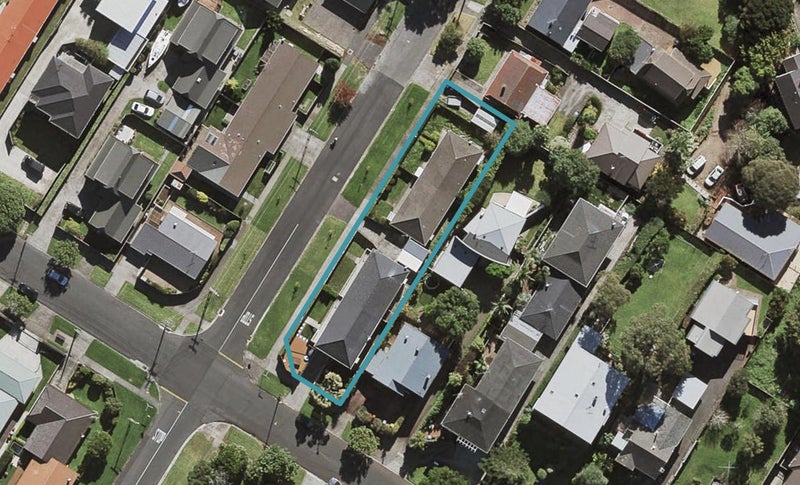 2/45 Rawhiti Road, Onehunga, Auckland - Carousel 1