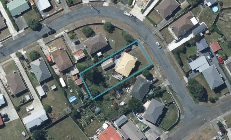 5 Opapa Street, Titahi Bay, Porirua - Carousel 1