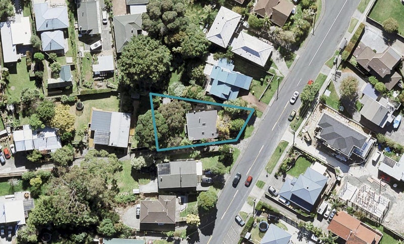 146 Deep Creek Road, Torbay, Auckland - Carousel 1