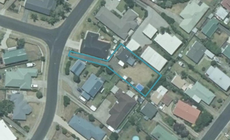 26 Cholmondeley Crescent, Whitianga - Carousel 1