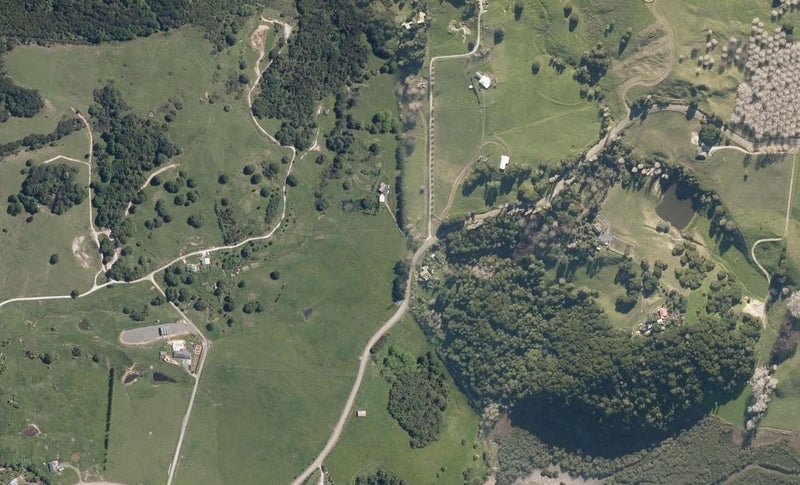 174 Mountain Road, Maungaturoto, Maungaturoto - Carousel 1
