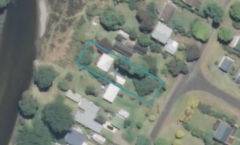 12 Drake Street, Waikawa Beach, Manakau - Carousel 1