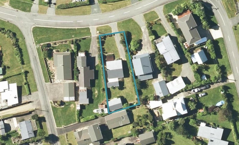 20 Okiwi Crescent, Ōkiwi Bay - Carousel 1