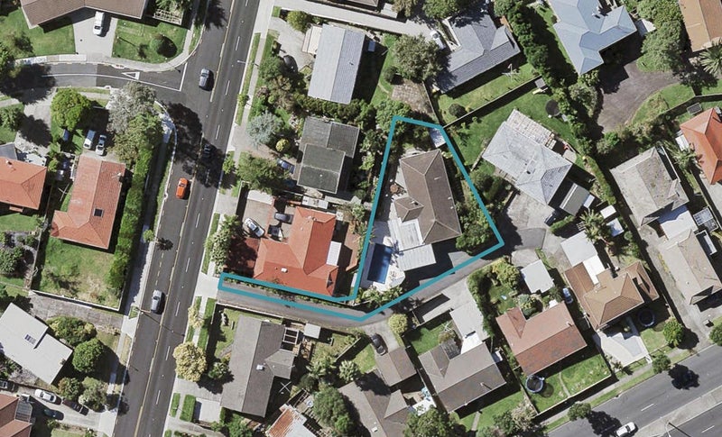 9 Glenmore Road, Sunnyhills, Auckland - Carousel 1