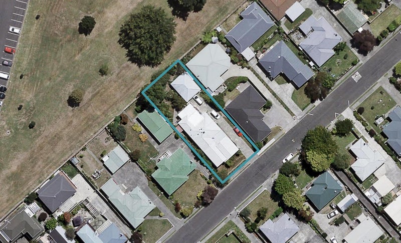 7 Menin Road, Onekawa, Napier - Carousel 1