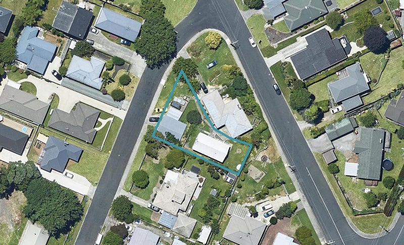 4 Manley Grove, Gate Pa, Tauranga - Carousel 1