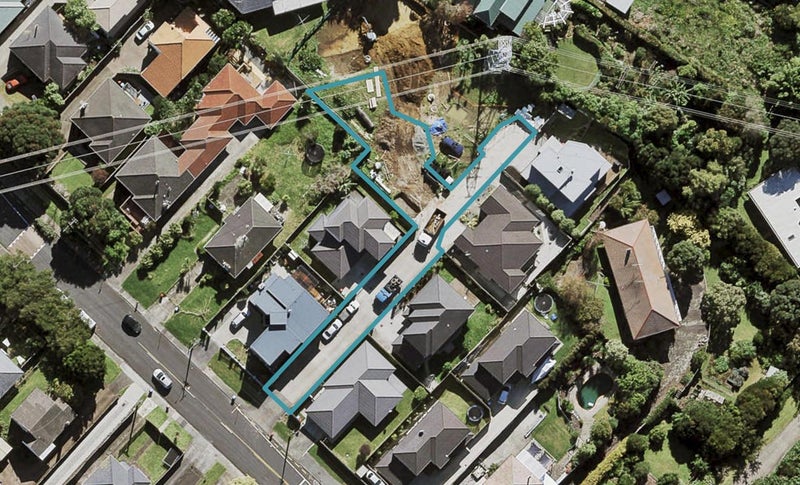 12B Carlton Street, Hillsborough, Auckland - Carousel 1