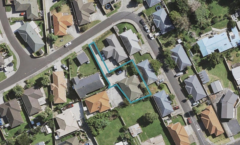 10A Pantera Way, Hillpark, Auckland - Carousel 1