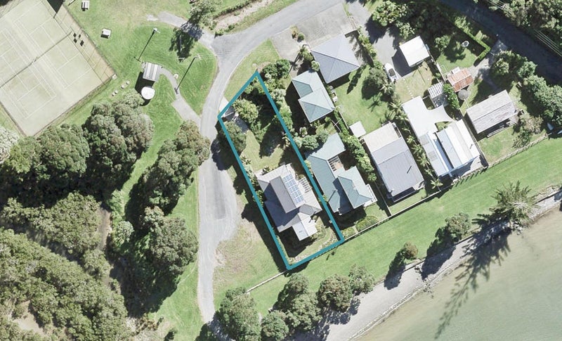 2 Baddeleys Beach Road, Tāwharanui Peninsula, Matakana - Carousel 1