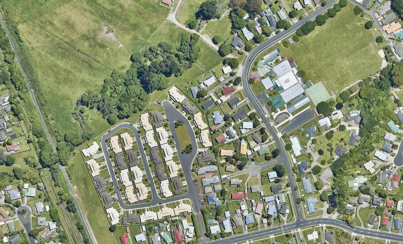 5/64 Kawaha Point Road, Kawaha Point, Rotorua - Carousel 1