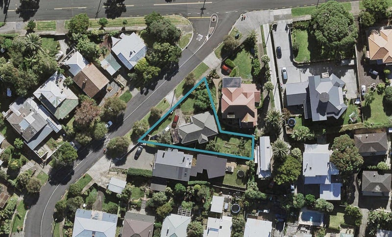 39 Quadrant Road, Onehunga, Auckland - Carousel 1